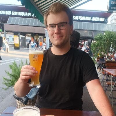 Looking for room in Bristol/Surrounding area Main Photo