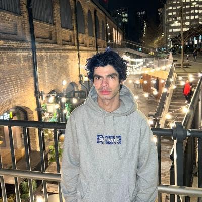 Looking For A Room With Some Fellow Creatives Main Photo