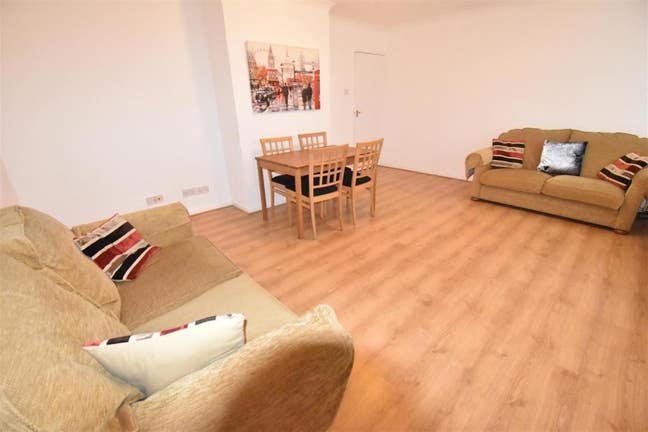 Rooms in Cranfield Village - Student Shared House Main Photo