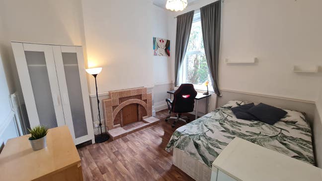 Low Deposit Room Prime Location in Turnpike Lane Main Photo