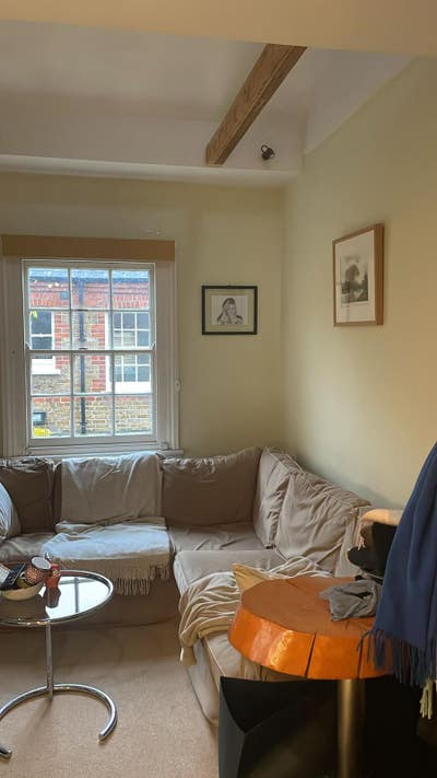 Sunny Studio for short term sublet Main Photo