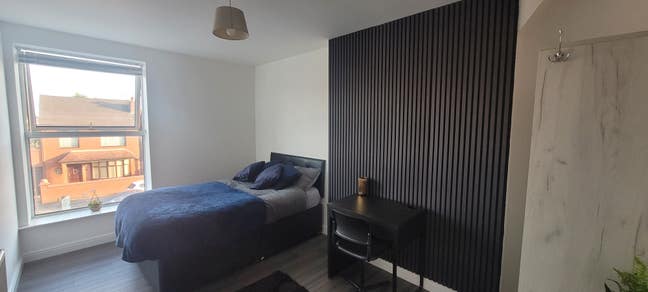 Luxury Room Available 15 minutes from City Centre  Main Photo