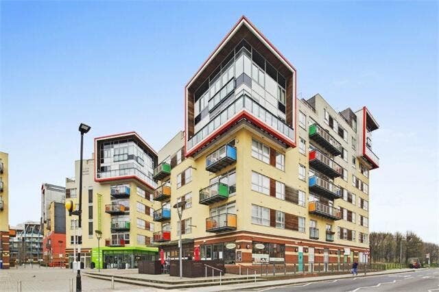 2 Amazing Double Room in North Greenwich Main Photo