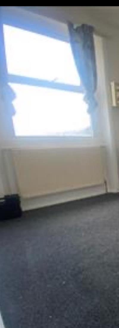 Room available to rent  Main Photo