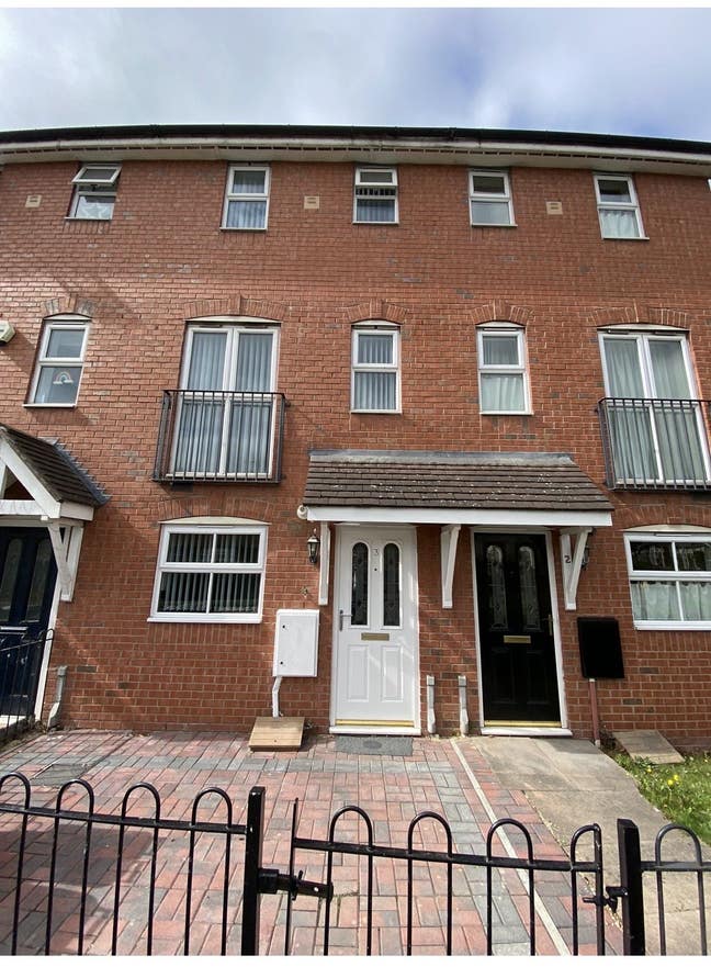 Double room to let Main Photo