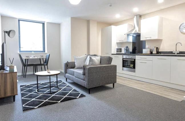 1 bed Apartment- Bills included  Main Photo