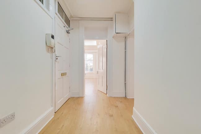 7 bedroom flat near Edgeware Road Main Photo
