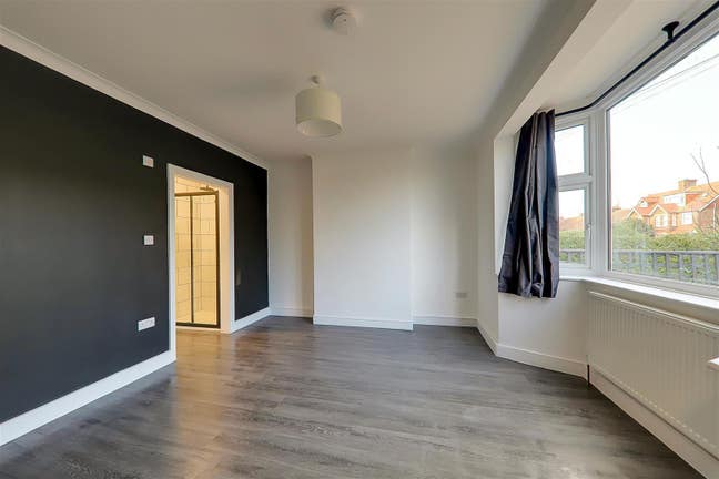 Rooms To Let Near Worthing Hospital, Bills Inc! Main Photo