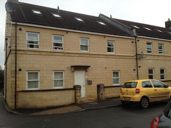 1 Bedroom flat with parking Main Photo
