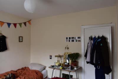 Creative looking for a long term flatmate Main Photo