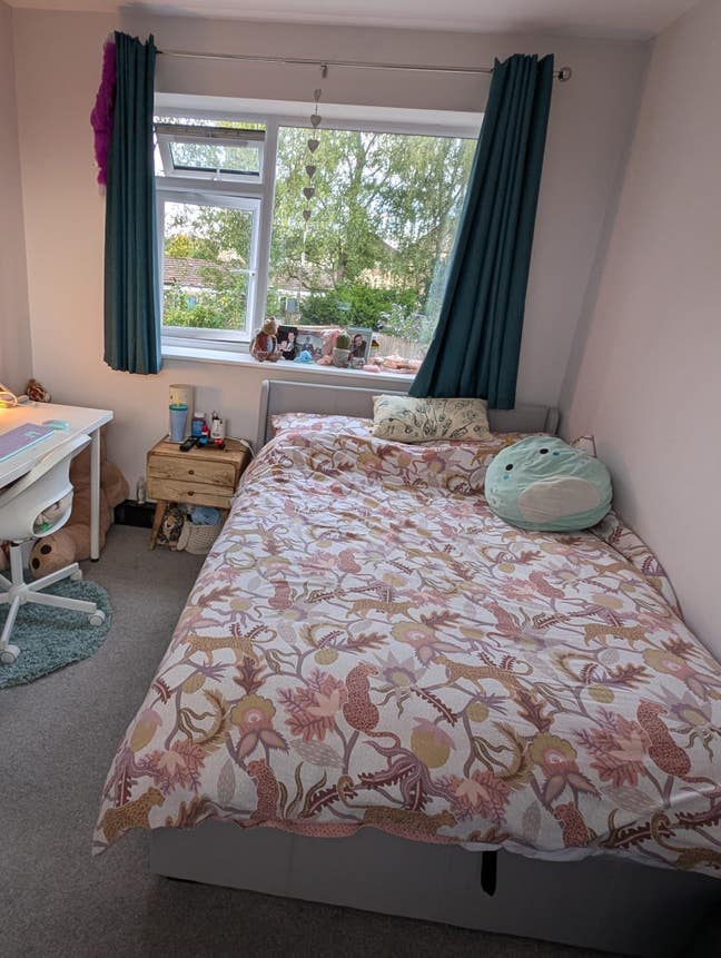 1 room available to rent Main Photo