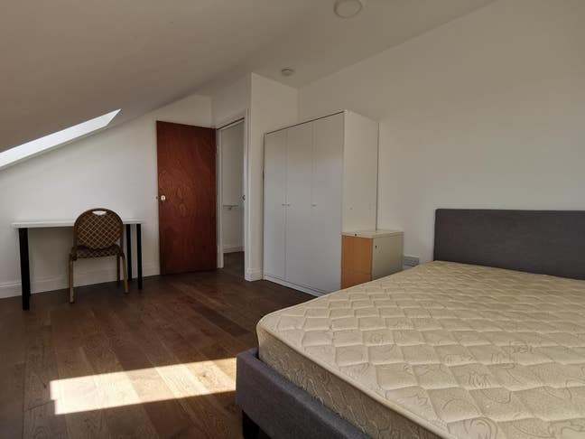 Large Double Room - Norwood Junction Main Photo