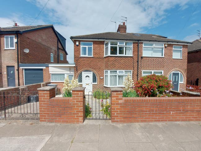 Room available in student house near Uni of York Main Photo
