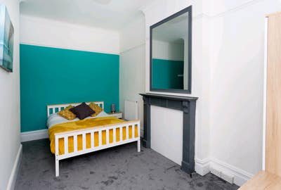 Modern Double Room in Southsea  Main Photo