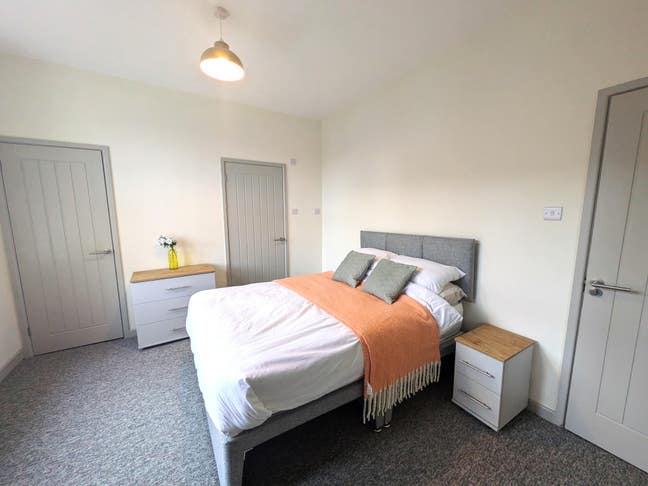 Brand New Double Ensuite Rooms Main Photo