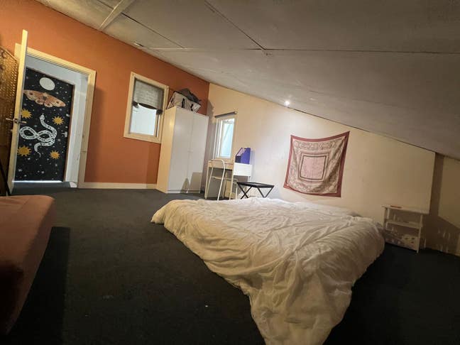 Lovely Room in a Creative Warehouse in Fulham Main Photo