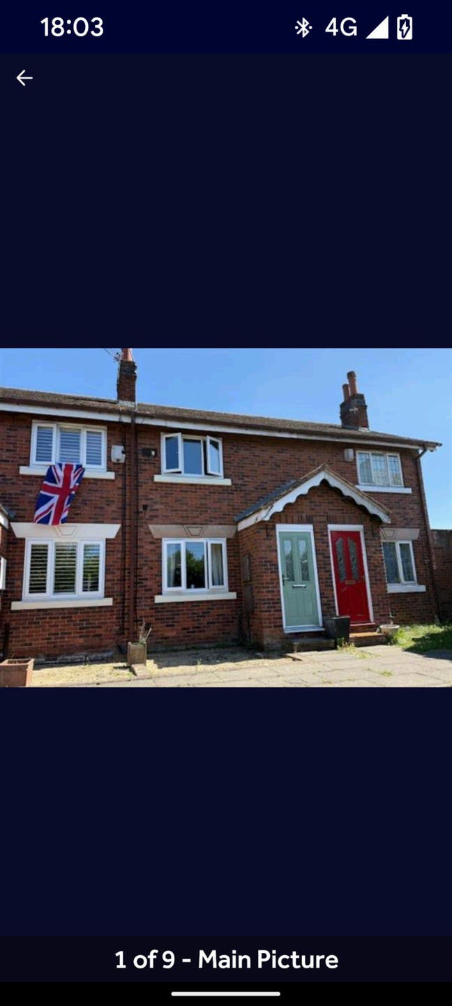 Lovely home in moston  Main Photo