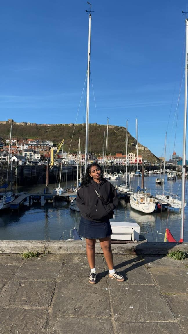 Looking for female flatmate  Main Photo