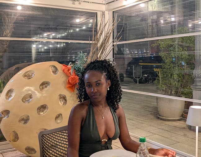 Spanish student looking for a double room Main Photo
