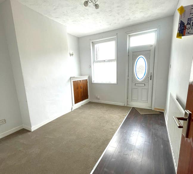 2½ bedrooms in Palfrey Main Photo