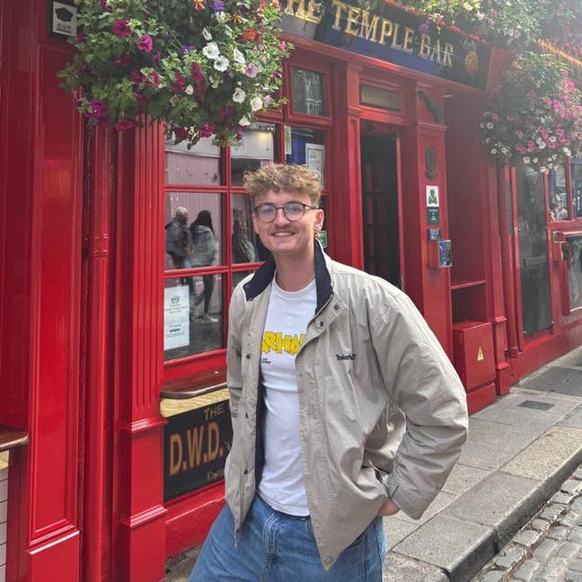 Room wanted from February!  Main Photo