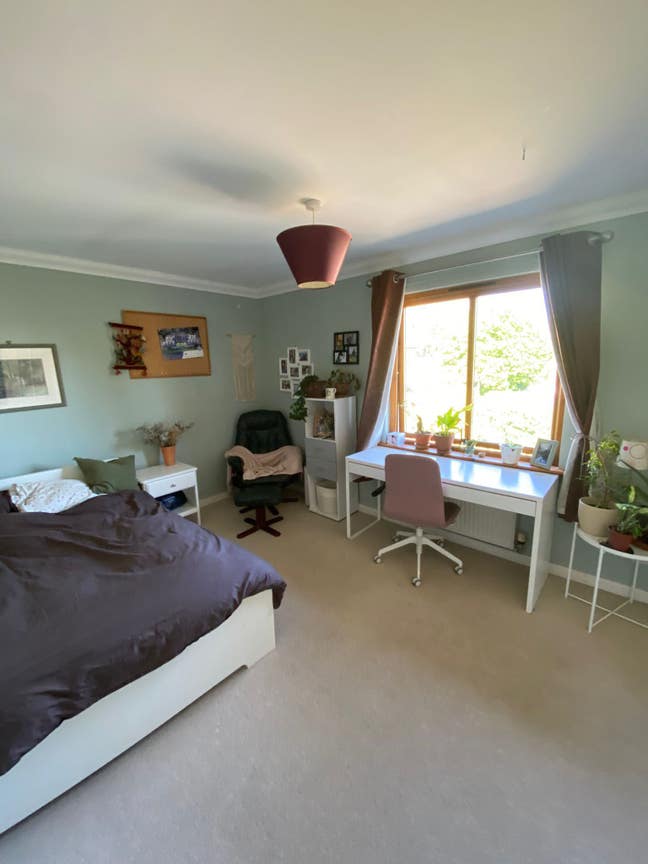 Sunny room close to Stirling and University  Main Photo