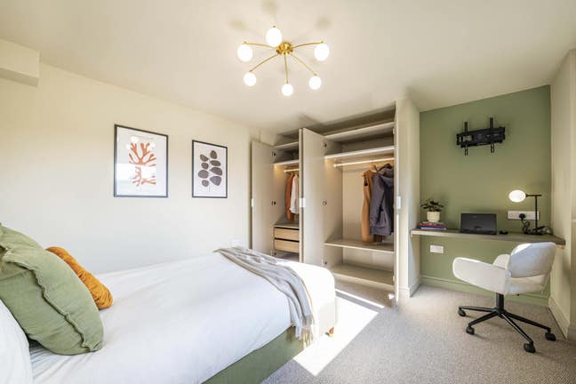 High-Spec Rooms in Wigan – 1 Month Free Rent Main Photo