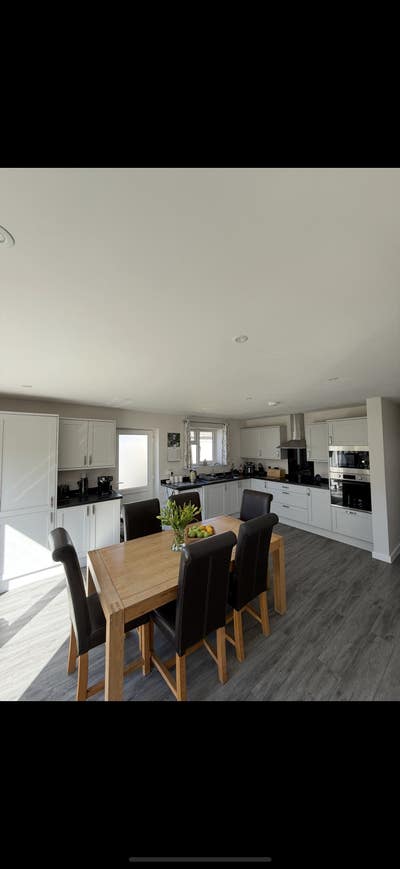 ** Double En-suite bedroom  ** Ringwood Main Photo