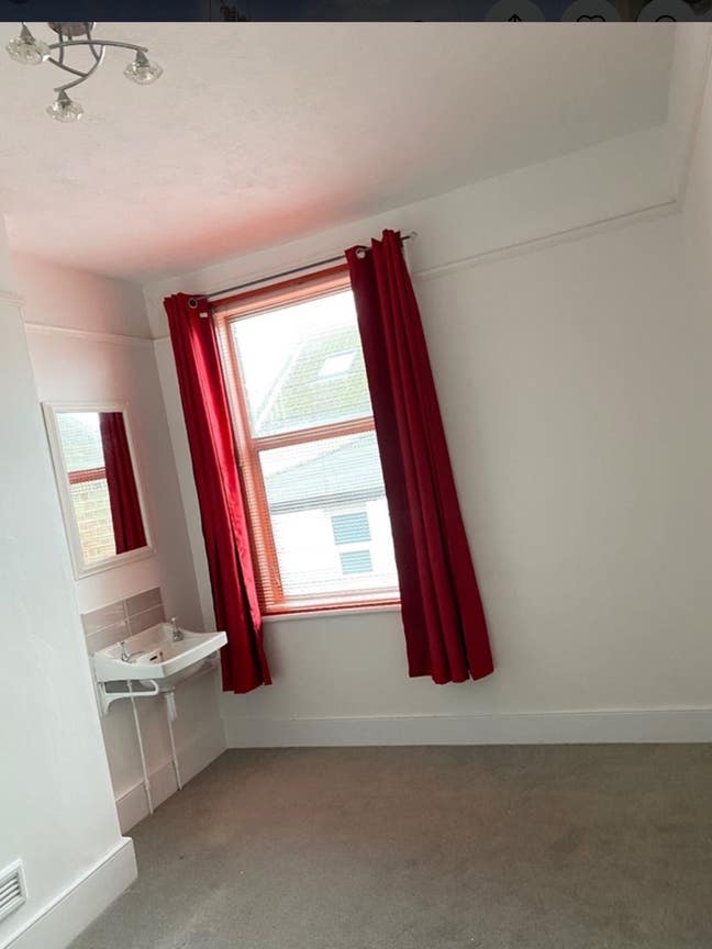 Room for rent Main Photo