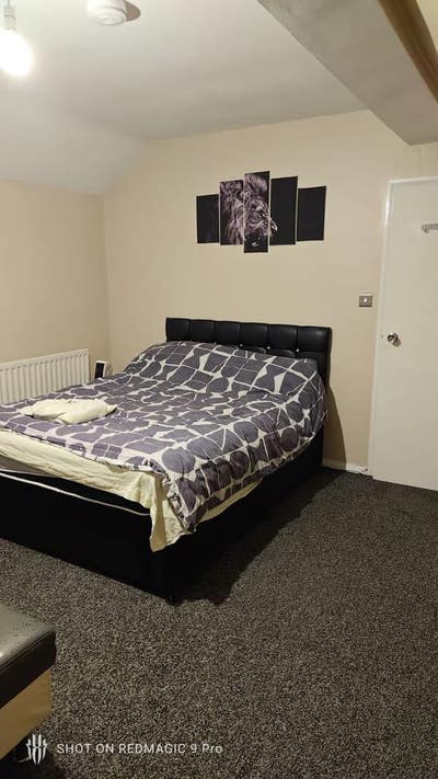 Quite Double Room Available in B10 Main Photo