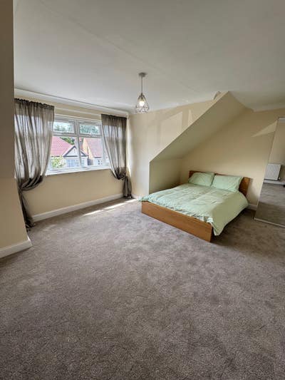 2 Furnished Rooms Near Croydon Hospital Main Photo
