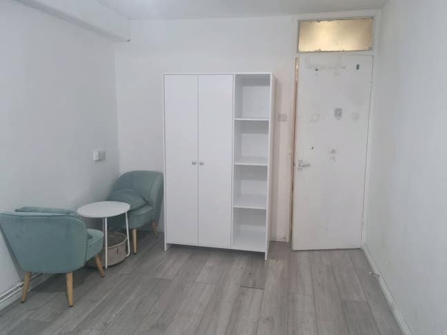 Double Bed Room in West London Main Photo