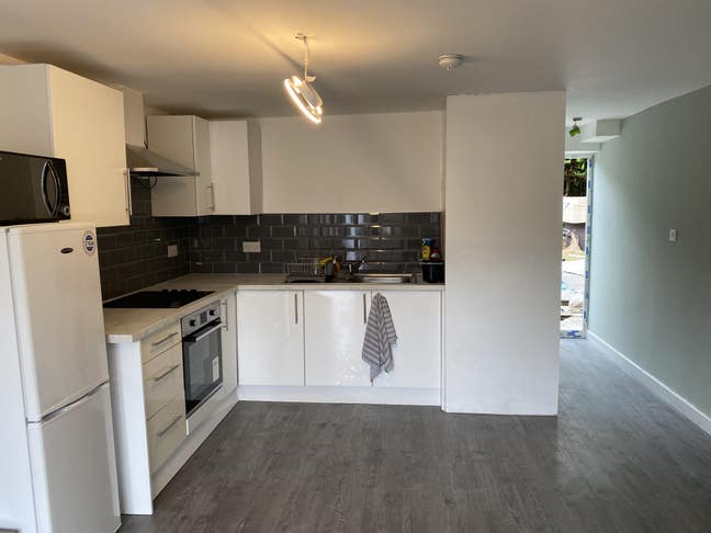 Newly refurbished property Main Photo