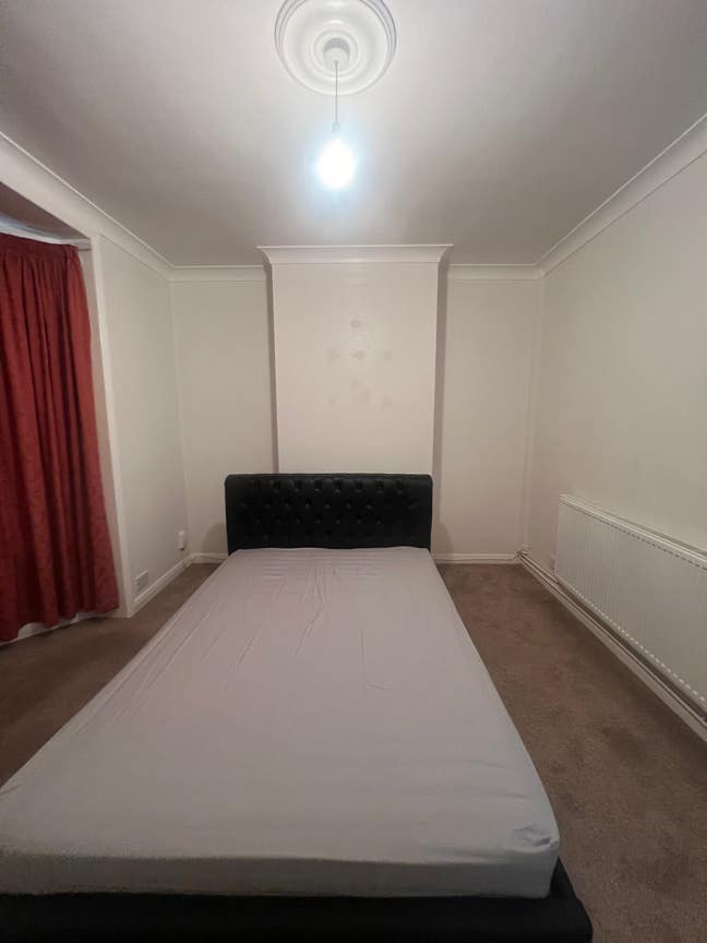 1 Dabble bedroom  Main Photo