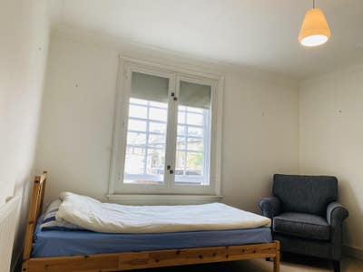 Furnished Room Near High Street | Bills Included Main Photo