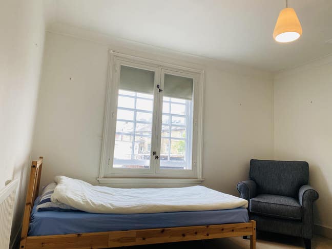 Furnished Rooms Near High Street | Bills Included Main Photo