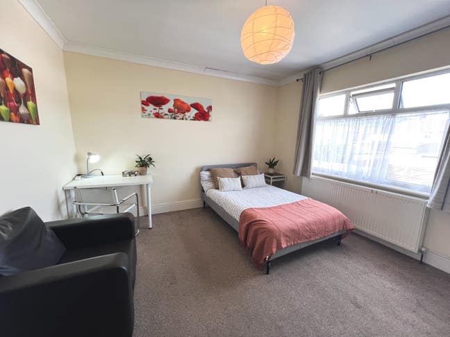 Double Room, Muller Rd, Eastville Main Photo