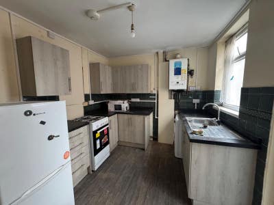 2 Bed ***Student Property*** Ilkeston Road Lenton Main Photo