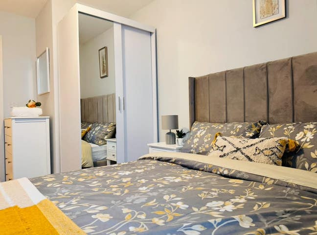 Furnished Double Room to Let – Bills included  Main Photo
