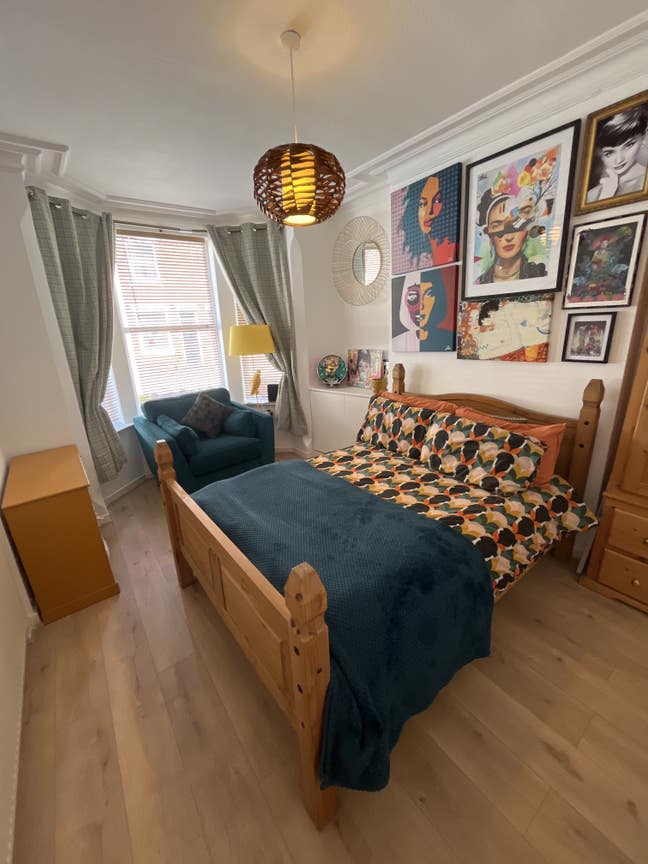 Large double bedroom ground floor  Main Photo