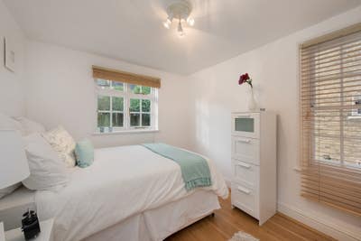Stunning Double Bedroom - Wandsworth Main Photo