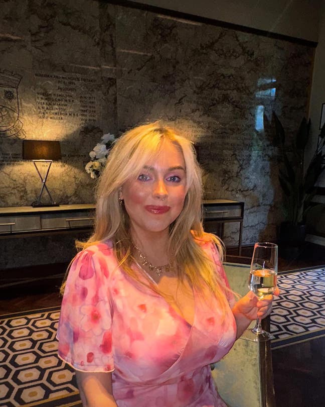 Hey!  My name is Samantha, I’m currently d... Main Photo