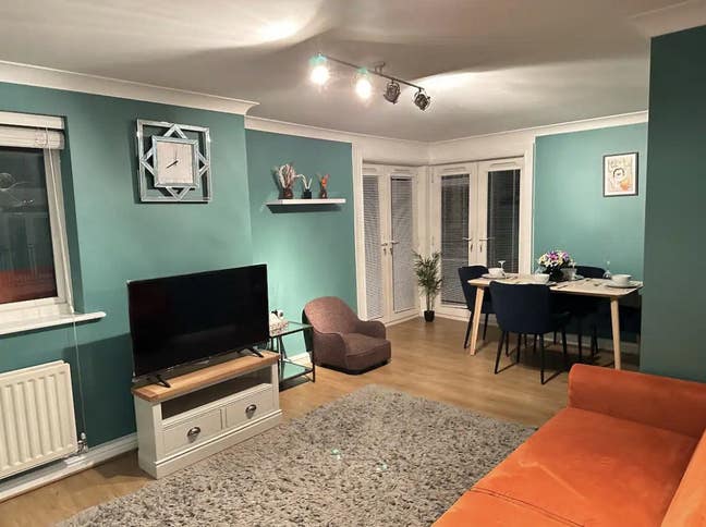 2 bedroom flat, Milton Keynes  Main Photo
