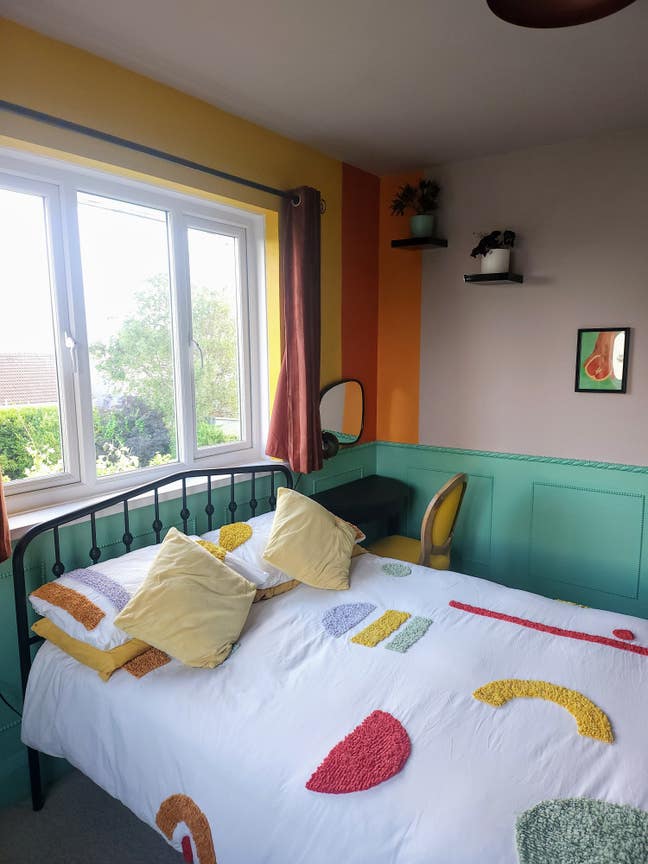 Comfortable double room close to amenities  Main Photo