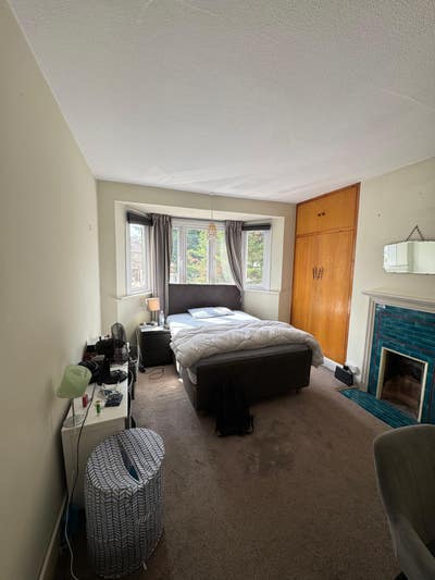 Double Room Available Close to Southfields Station Main Photo