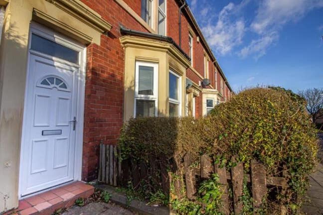 Room in 2 bed flat in Dunston Main Photo