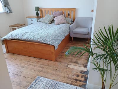 Large Double furnished room Main Photo