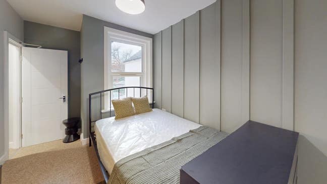 Student individual rooms available with ensuites! Main Photo