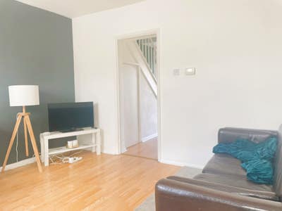 Fantastic Loc 4BED2Bath Clarence Avenue ClaphamSW4 Main Photo