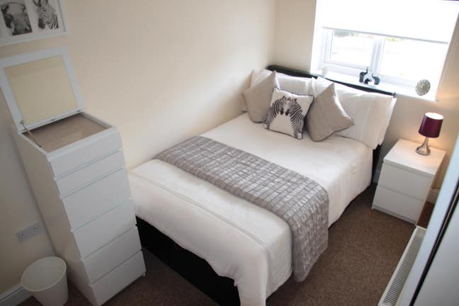 Double Room | Available Now | Low Deposit*🌟 Main Photo